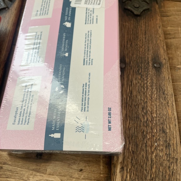 Shower Bombs - Multiple Fragrances - Unopened - Picture 2 of 3